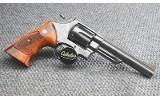 Smith & Wesson ~ 29-3 ~ .44 Magnum - 2 of 3