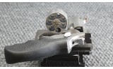 Taurus ~ 627 Tracker ~ .357 Magnum - 3 of 3