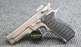 Smith & Wesson ~ Model 5906 ~ 9mm Luger - 1 of 3