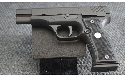 Colt ~ All American 2000 ~ 9mm Luger - Image 2 of 3