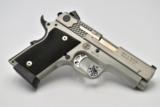 Smith & Wesson 945-40 PERFORMANCE CENTER 1 OF 175
- 11 of 15