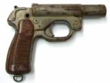 Late World War II German flare gun (MM736 ) - 1 of 1