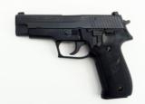 Sig Sauer P226S .40 S&W (PR28502) - 1 of 4