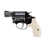 "Smith & Wesson 37 Airweight .38 Special (PR52327)" - 1 of 2