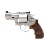 "Smith & Wesson Performance Center 627-5 .357 Magnum (PR54419)" - 1 of 3