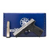 "Smith & Wesson SD40 VE .40 S&W (NGZ727) NEW" - 2 of 3