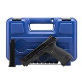 "Smith & Wesson M&P40 .40S&W (PR56540)" - 2 of 4
