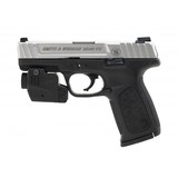 "Smith & Wesson SD40 VE .40S&W (PR56817)" - 2 of 3