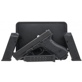 "Glock 22 Gen 2 .40 S&W (PR59224)" - 2 of 4