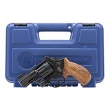 "Smith & Wesson 327 Night Guard .357 Magnum (PR59836)" - 2 of 6