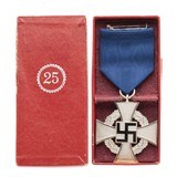 "WWII German Cased Medal (MM2455)" - 2 of 3