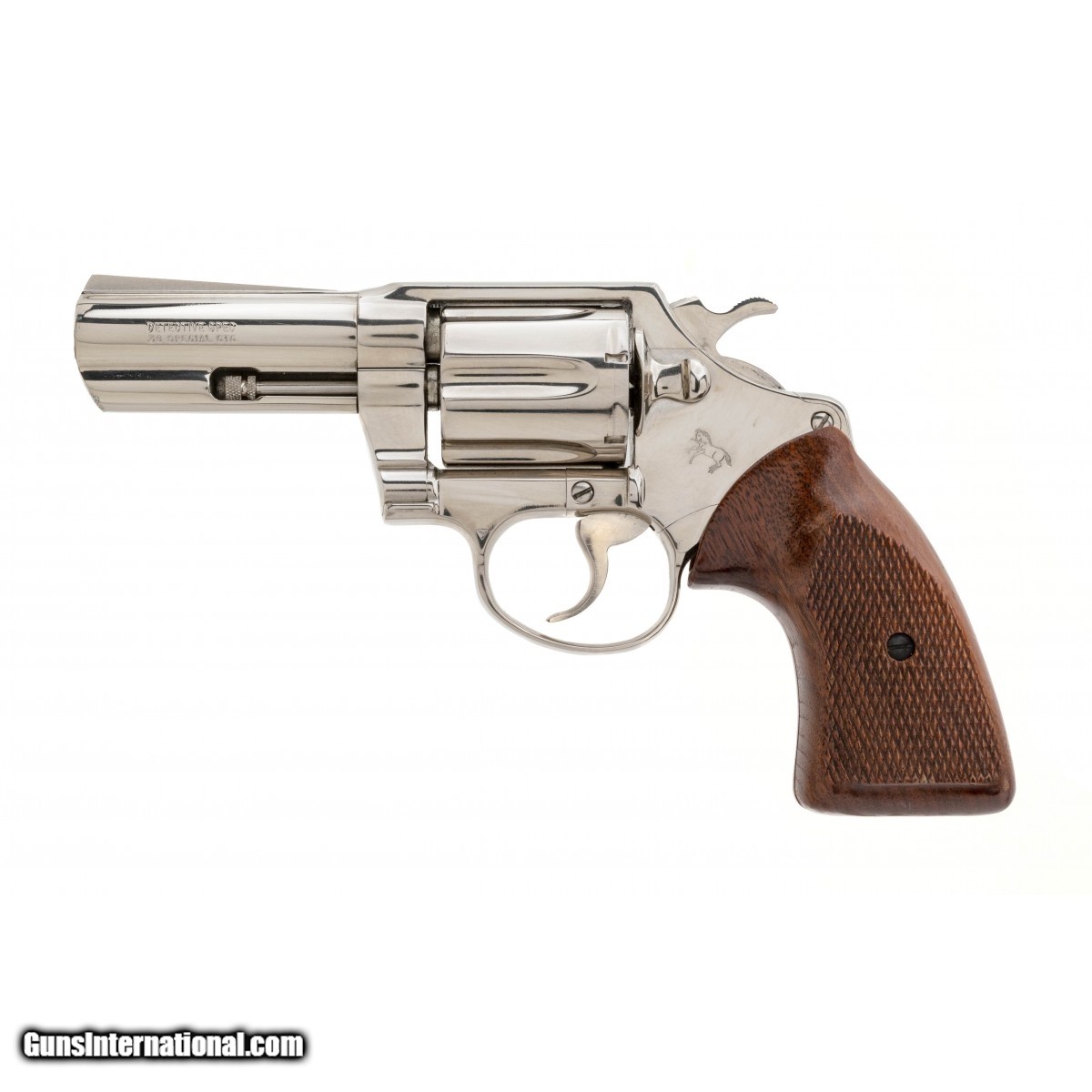 www.gunsinternational.com