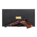 "Browning Medalist Pistol .22LR (PR69868) Consignment" - 2 of 7