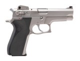 "Smith & Wesson 5906 Pistol 9mm (PR72712)"