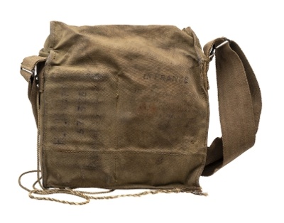 "U.S. WWI ID's gas mask 55th Artillery Battery B (MEW5313)"