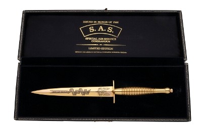 "CASED 22ND SPECIAL AIR SERVICE FAIRBAIRN SYKES COMMANDO KNIFE (12341026)" - Image 1 of 6