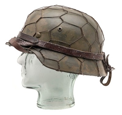 "German World War II M35 steel helmet (12343626)" - Image 4 of 6