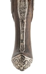 "Exquisite French Gilt Engraved Silver Mounted Flintlock Pistols (AH8059)" - 7 of 13