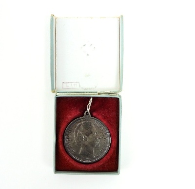 "Ludwig II of Bavaria Memorial Medal (MM977)" - Image 1 of 5