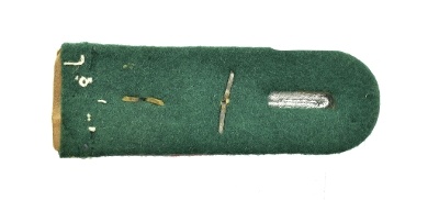 "Luftwaffe Administration Officers Epaulet (MM1240)" - Image 1 of 2