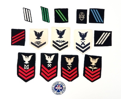 "Lot of Vintage U.S. Navy Rank Chevrons (MM860)" - Image 1 of 2