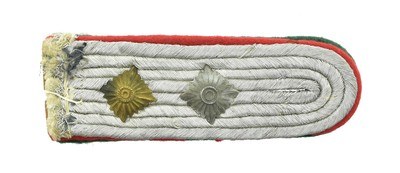 "Luftwaffe Administration Officers Epaulet (MM1240)" - Image 2 of 3