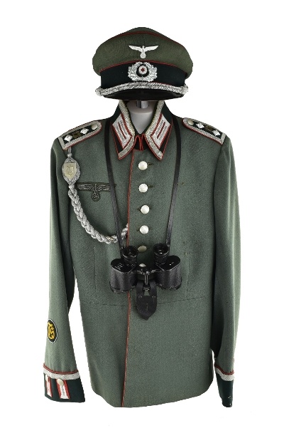 "German WWII Artillery Waffenrock with Visor (MM1270)" - Image 1 of 12