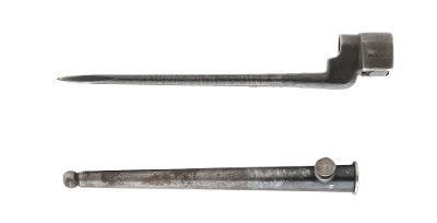 "WWII-era British No.4 Mk.II spike bayonet made by Savage (MEW2437)" - Image 2 of 2