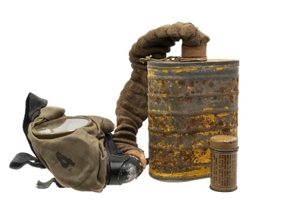 "U.S. WWI ID's gas mask 55th Artillery Battery B (MEW5313)" - Image 3 of 3