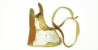 "Brown leather Archer’s Glove (MGJ134)" - Image 3 of 3