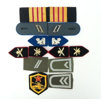 "Lot of Current European Shoulder Tags (MM872)"