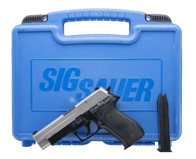"SIG SAUER P226 PISTOL 9MM (L2026-07990)" - Image 7 of 7