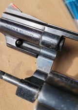S&W Model 19-5 357 magnum Combat Magnum 3 inch barrel w/hard rubber grips. - 10 of 15
