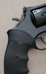 S&W Model 19-5 357 magnum Combat Magnum 3 inch barrel w/hard rubber grips. - 10 of 14