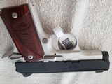 KIMBER MICRO 9 TWO TONE ROSEWOOD - 5 of 15