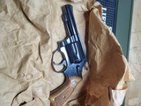 Smith and Wesson model 36 38 Special with original box and papers - 3 of 9