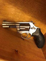 Smith & Wesson Model 60-15 "Chief's Special" .357 Magnum / .38 Special Revolver - 2 of 3