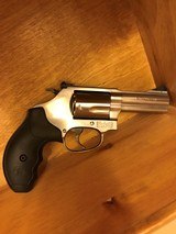 Smith & Wesson Model 60-15 "Chief's Special" .357 Magnum / .38 Special Revolver - 1 of 3