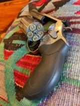 Smith & Wesson Model 60 Chief's Special .357 Magnum Revolver - 7 of 8