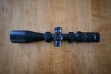 Zeiss Conquest V4 6-24x50 Illuminated w/ Rings - 4 of 11