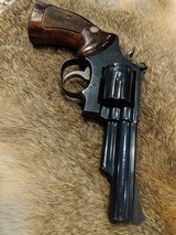 Smith and Wesson 19-4 4 inch - 1 of 5