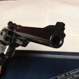 Smith & Wesson Model 19 Combat Magnum - 7 of 9