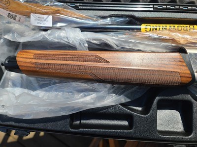 Browning Ducks Unlimited Maxus II 12 gauge - Image 8 of 9