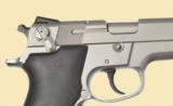 SMITH & WESSON 5906 - 6 of 6