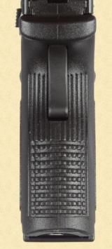 SPRINGFIELD ARMORY XD-40 SUB COMPACT - 5 of 5