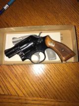 Smith and Wesson Model 12-2
LNIB LightWeight 2 iNCH - 3 of 6