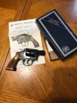 Smith and Wesson Model 12-2
LNIB LightWeight 2 iNCH - 6 of 6