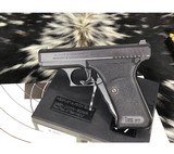 Heckler and Koch P7 Squeeze Cocker, LNIB with Tools, Target, Extra mag. 9mm - 9 of 17