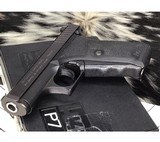 Heckler and Koch P7 Squeeze Cocker, LNIB with Tools, Target, Extra mag. 9mm - 2 of 17