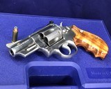 Smith and Wesson 629-1, Three inch Lew Horton Dist. Boxed - 9 of 11